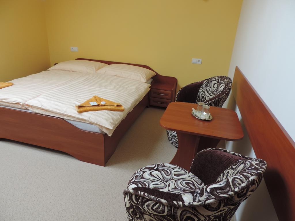 Penzión Dúhový Pstruh Bystrá Habitación foto